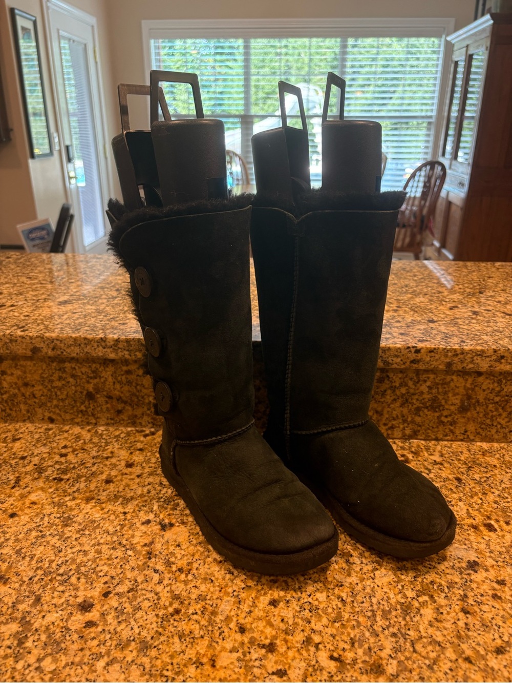 Ugg Bailey Suede Black Button Triplet II Boots Size 6